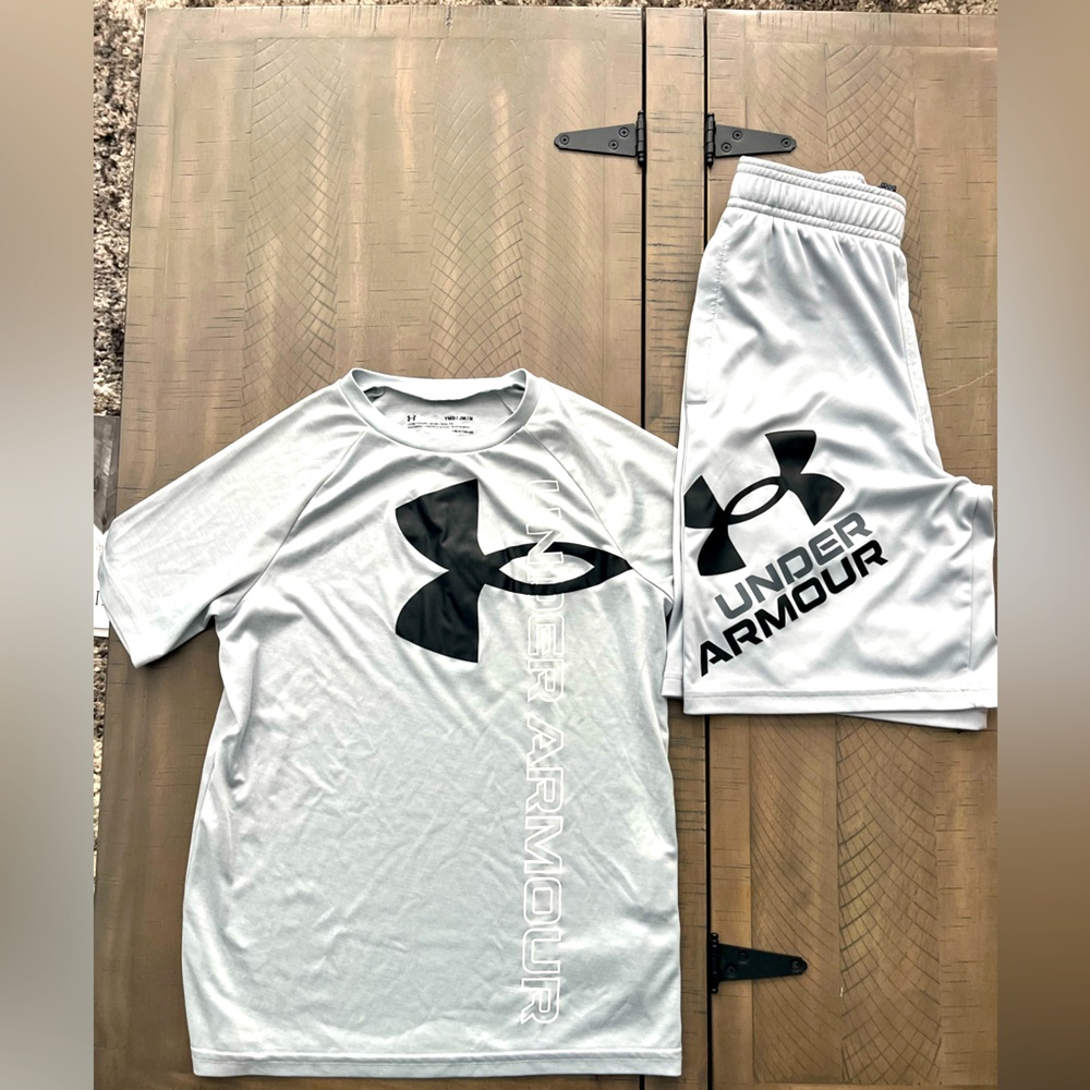 Under armour set boys medium